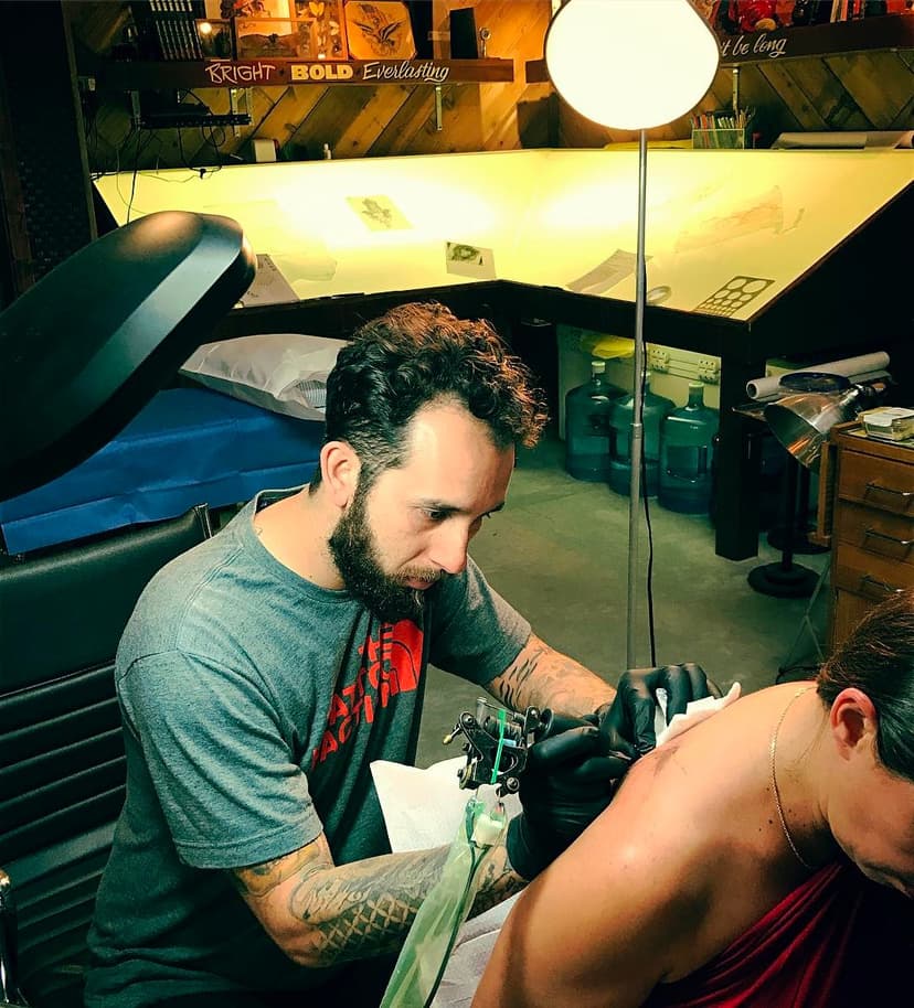 @michaelleesuarez doing what he does here @hcfltattoo tonight! #quality #tattoo #ftlauderdale #ftlauderdalebeach FOR APPOINTMENTS CALL OR EMAIL THE SHOP hcfltattoo@gmail.com 954-767-0411