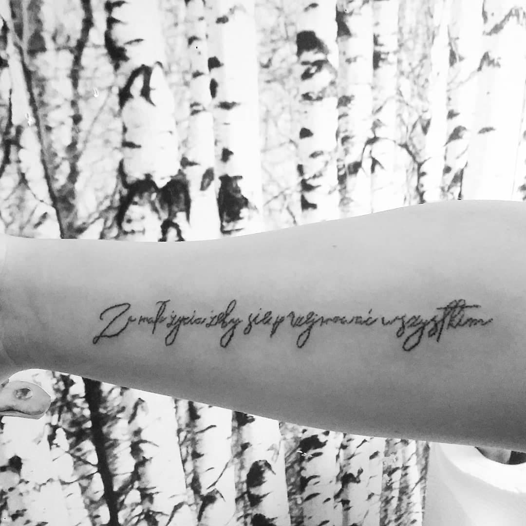 "Za mało życia,  żeby się przejmować wszystkim" 😳🙂🙂
#tattoowarsaw#tatuazwarszawa#quote