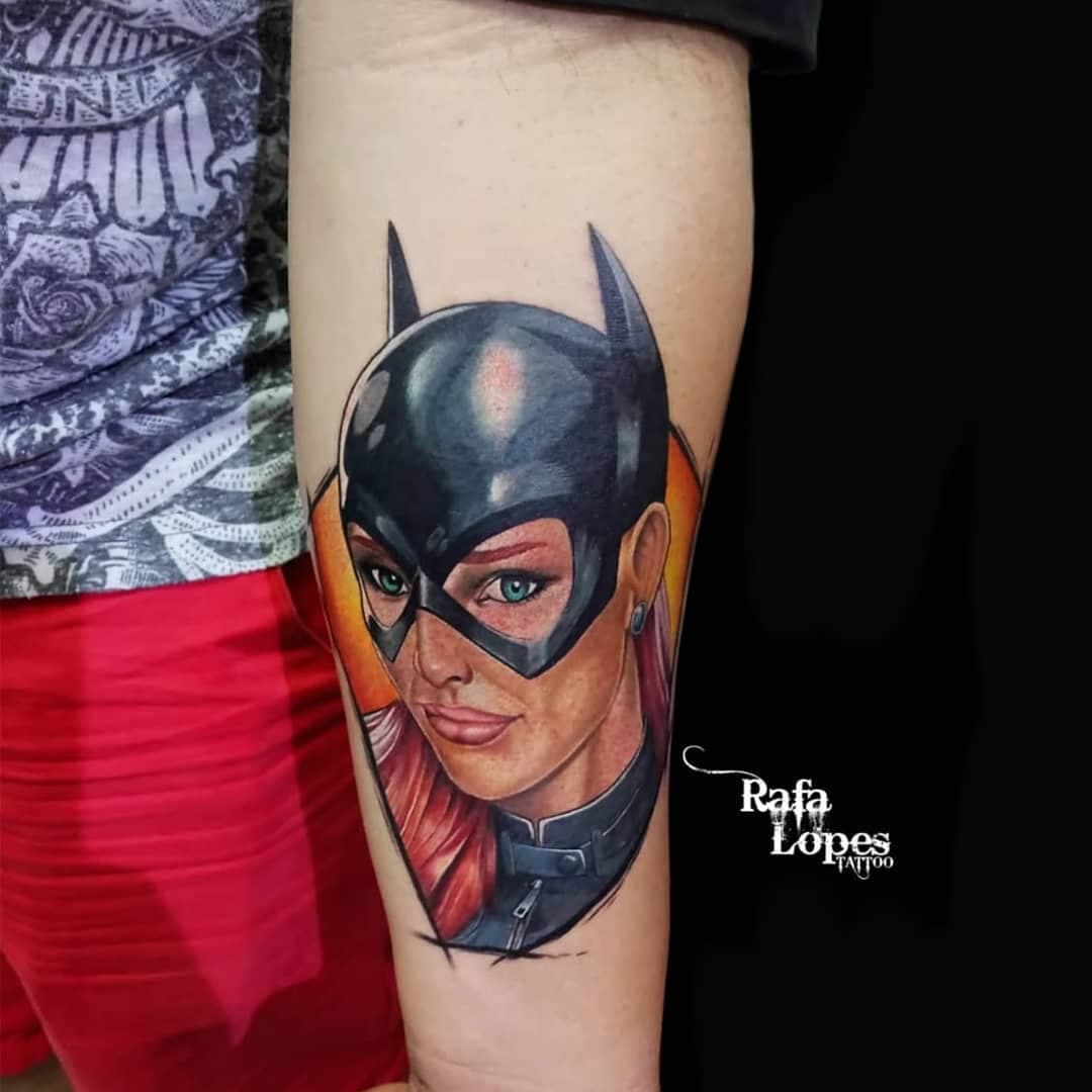 Tattoo realizada durante o workshop do @lopes.rafa em Goiânia.

Mandou muito @lopes.rafa ... Curtiu também não esqueça de deixar seu like e comentar 😊

Agenda aberta maiores informações no número 061995102164

#tattoogeek #batgirl #epicgames #tattoobrasilia #tattoodf #valparaisodegoias #tattoo2us #tattoo2me #tattooinstagram #tattoogames #dc #dcbrasil #comics #comicstattoo #comics