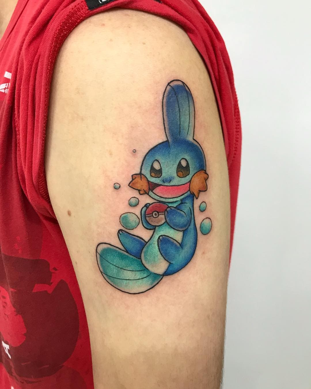 Mais um Pokémon feito hj ❤️
🔥Orçamentos via direct ou whats- 997521891. #the_inkmasters #uktta #tattooistartmagazine #savemyink #thebesttattooartists #tattoo2me #draw  #supportgoodtattooers #tattoo #inkedmag #equilattera #inspirationtatto #wtt #tatuagensfemininas #neotraditional#tattoscute #neotraditionals #tattooaria #blxckink #blackndark  #gamerink #epicgames #pokemon #pokemontattoo #pokemontattoos #mudkip #mudkiptattoo