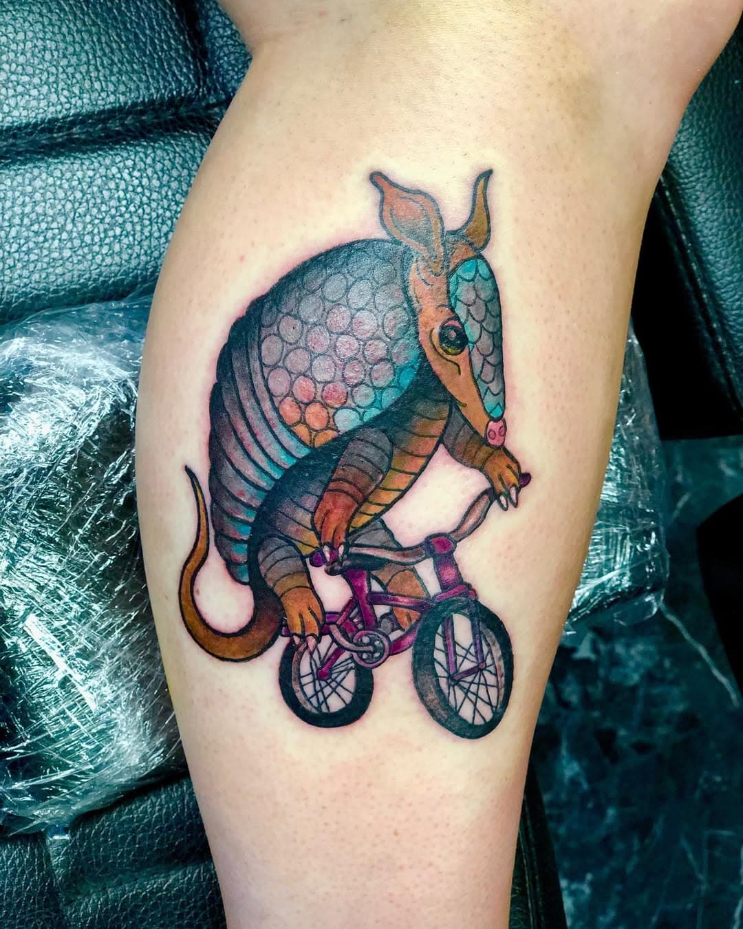 #armadillo #colortattoo #tattoos #tatooart #worldfamousink #fkirons #envyneedles #cheyennetattooequipment #bishoprotary #eternalink #tattoo #tatsoul #quickcaps #stencilanchored #ink