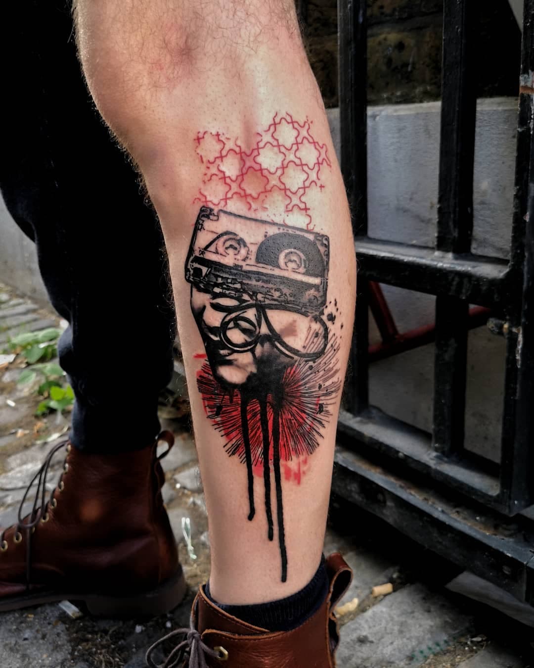 Design based on the love of old school cassette tapes. Done in my style with the ink splats and red abstract background.
. 
Please check out regularly my feed for available designs.

If you'd like to get tattooed please get in touch.
#graphictattoo #evenmoreblack
Used @ghostcartridges
Using @killerinktattoo supplies 
Please visit my website, the link is in my profile. 
Feel free to email me about tattoos : math@evenmoreblack.com

Thanks for looking 🌑🌑🌑 #vegan #darkartists #blxckink #tattooflash #cassettetapes #contemporarytattooing #graphictattoo #abstracttattoo #wheretheytatt #btattooing #tttism #uktta #taot  #uktattoo #evenmoreblack #onlyblackart #flashworkers #blacktattooart #avantgardetattoo #vegantattoos #graphic_art #blkttt #blackmetal #qttr #sullenclothing #sullenart #goth