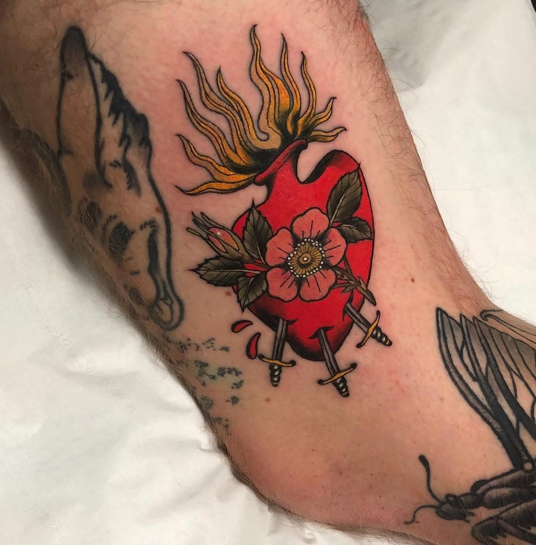 Little sacred heart for my good buddy @marc.zwg 🙏🙏.... still have space in winnipeg, let’s do some bangers 👹💥
*
*
*
*
 #d_world_of_ink #neotradsub #neotradstyle #neotraditionals  #vegantattoos #neotraditionaltattoo #thebesttattooartists #vegan #uktattooartists #oldworkers #neotraditional  #berlin #berlintattoo #neotradeu #vegantattooartists #torontotattoo #brightontattoo #winnipegtattoo #myneotraditionals  #taot #winnipegtattoos #winnipegtattooartist