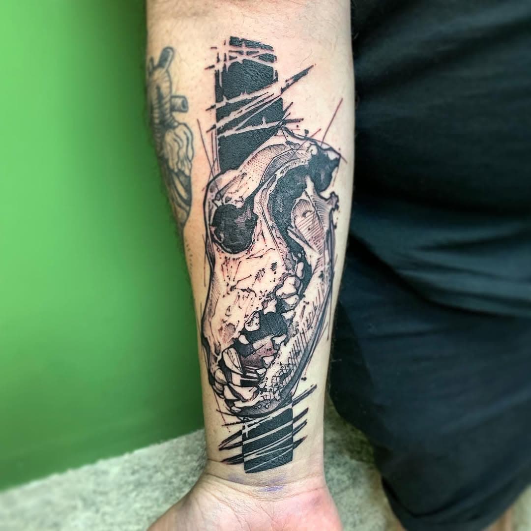 Craneo para mi compi @sonar1091tattoo 🤘🤘gracias!Hecho en @la_mano_zurda 
#lamanozurda #lamanozurdamadrid #estudioSol #tattoo #tattoos #tattoowork #ink #inked #inkedup #tattooed #tattooedup #inklife #inkstagram #sketchtattoo #sketchytattoo #watercolortattoo #watercolourtattoo #watercolor #watercolour #art #arte #tatuaje #tatt #worldfamousink #tattoosketch #tatuajeacuarela #skulltattoo #skull #blackwork #blacktattoo