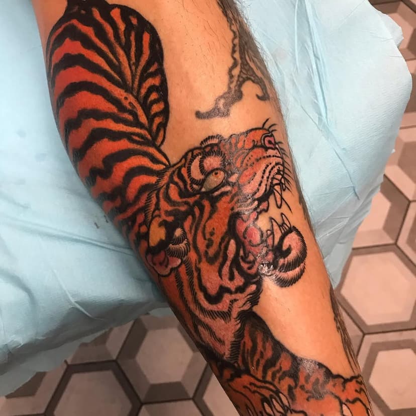 #tiger #fullcolor #japanese #japanesetattoos #japanesetattooart #funtattoo #miaou