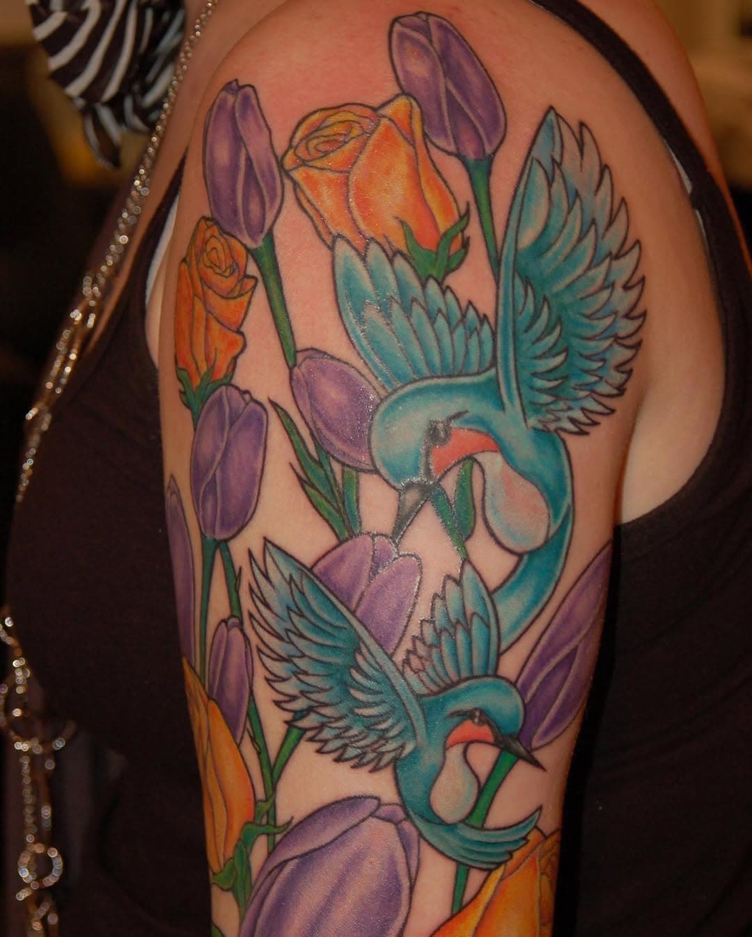 Some hummingbirds, tulips and roses that I did a while back. Let me know if you have any ideas for super bright color work!
#wisconsin #Milwaukee #mke #414 #262 #wisconsintattooartist #milwaukeetattoo #milwaukeetattooartist #midwesttattoo #midwesttattooartist #blackwork #tattooing #tattoo #tattoos #tattoodesign #traditional #traditionaltattoo #americantraditional #boldwillhold #brightandbold #flash #tradtattoos #realtattoos #blackclaw