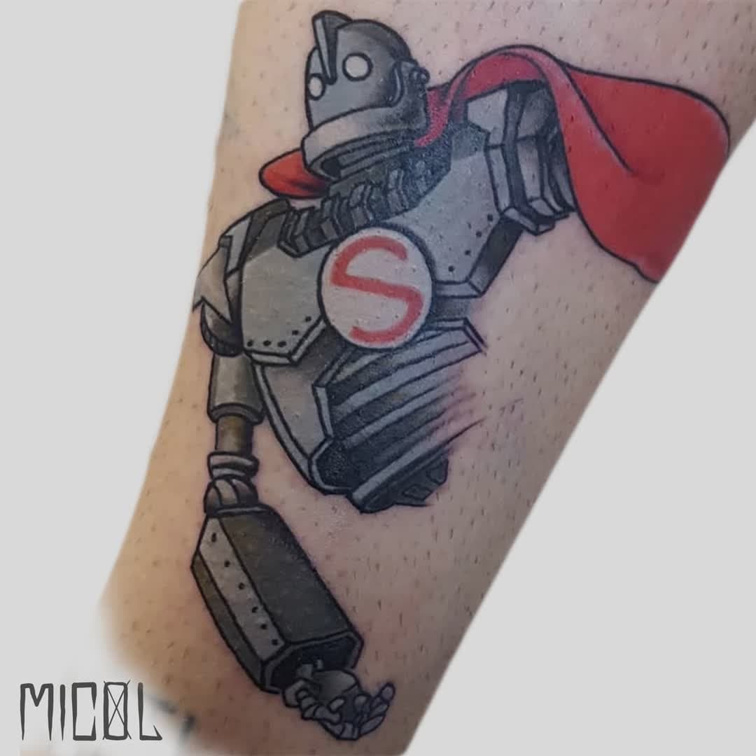 Il Gigante di ferro #tattoo realizzato dalla nostra resident artist @mikymicoltattoo ⠀
.⠀
.⠀
#tattoos #tattooed #tattooing #tattooist #ink #inked #instagram #inktattoo #tattoocolor #tattoooftheday #amazingink #cartoontattoo #cartooncolor #cartoneanimato #tattoolovers #tat #tatts #colorinked #tattooistamag #photooftheday