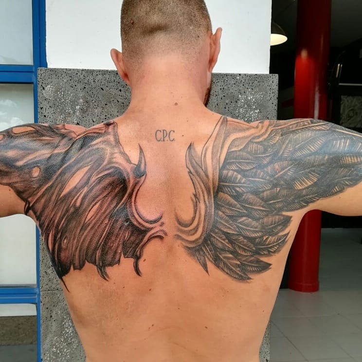 Jason's realistic wings WORK IN PROGRESS- TRABAJO EN PROCESO #sangrexamor #auténtico #canaryislands #besttattoos #lanzarote #arrecife #realismo #elcharcodesangines