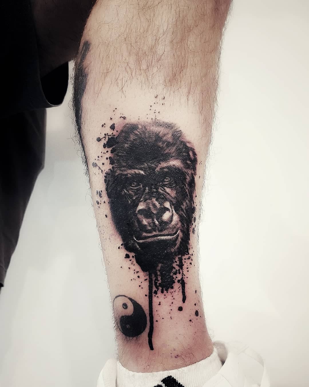 Gorilla head. Done in my style with the ink splats
. 
Please check out regularly my feed for available designs.

If you'd like to get tattooed please get in touch.
#graphictattoo #evenmoreblack
Used @ghostcartridges
Using @killerinktattoo supplies 
Please visit my website, the link is in my profile. 
Feel free to email me about tattoos : math@evenmoreblack.com

Thanks for looking 🌑🌑🌑 #vegan #darkartists #blxckink #gorillatattoo #gorilla #contemporarytattooing #graphictattoo #abstracttattoo #wheretheytatt #btattooing #tttism #uktta #taot  #uktattoo #evenmoreblack #onlyblackart #animaltattoo #blacktattooart #avantgardetattoo #vegantattoos #graphic_art #blkttt #trashpolkatattoos #qttr #sullenclothing #sullenart #goth