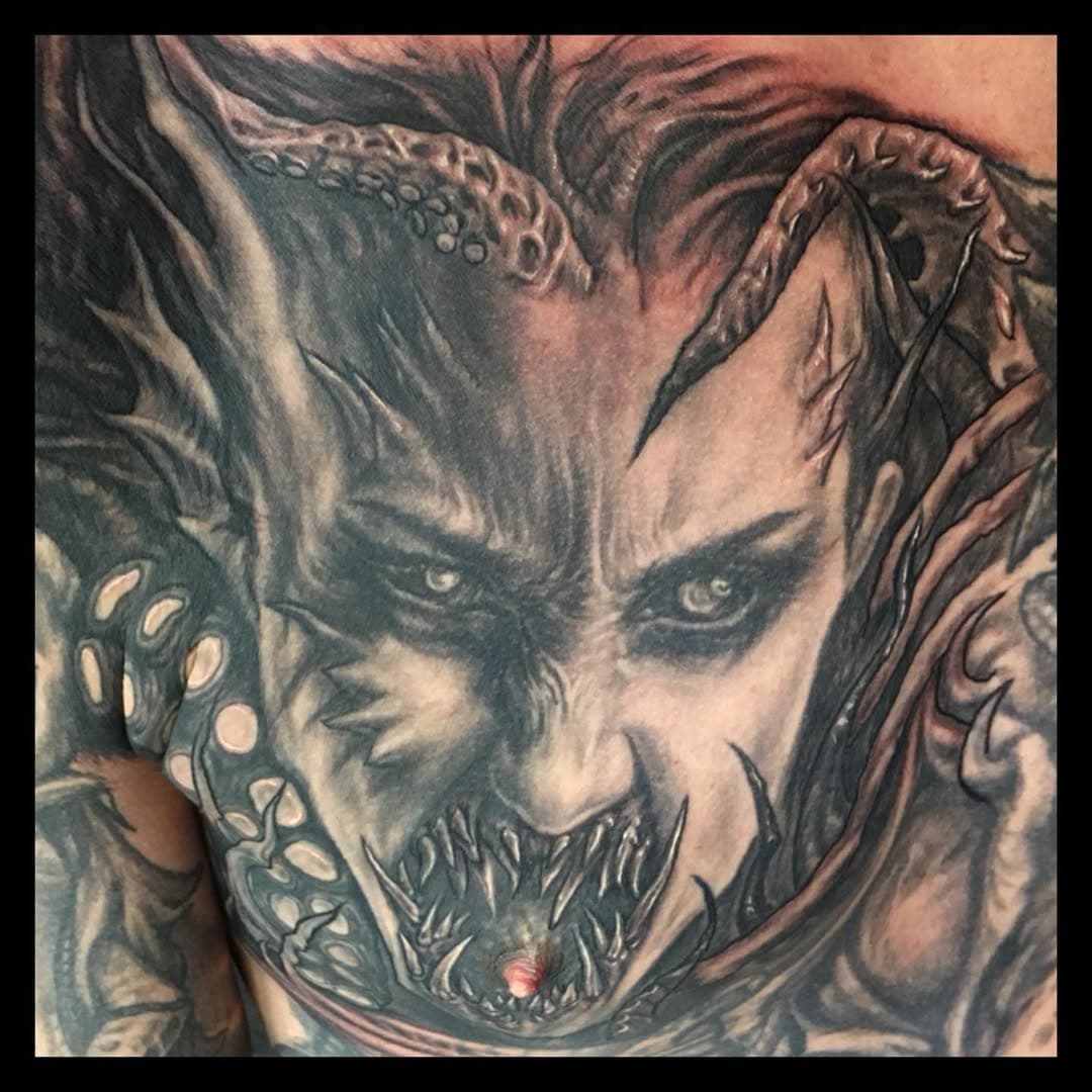 Final enhance session on @sticky_fingaz ‘s deep sea fish inspired demon woman (scroll for action!) #chestpaneltattoo #partfreshparthealed . I’ll post healed pics after the new parts settle in. 

#demonictattoo #demontattoo #tentacleporn #deepseafishing #chesttattoo #blackandgreytattoo #blackandgrey #bng #darkart #darkartists #eviltattoo #nippletatoo #tattooednipple #tattooednipplesociety #tattooednippleclub #tonguelure #berlintattoo #kwadronneedles #berlintattooers #germantattooers #friedrichshain