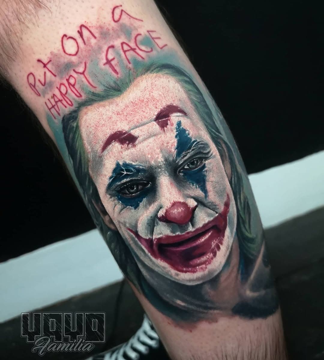 'The worst part of having a mental illness is people expect you to behave as if you don't'
🤡
Sponsored by @yayofamilia 
Using @fkirons @silverbackink @fusion_ink @atlastattoosupplies #yayofamilia #joker #jokertattoo #joaquinphoenix #arthurfleck #mentalillness #batman #tattoo #portraittattoo #portraitartist #realismtattoo #realistictattoo #legtattoo #fusionink #fkirons #atlastattoosupplies #tattoos #inkedmag #inkedup