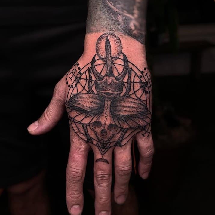 Beetle by @christttoss