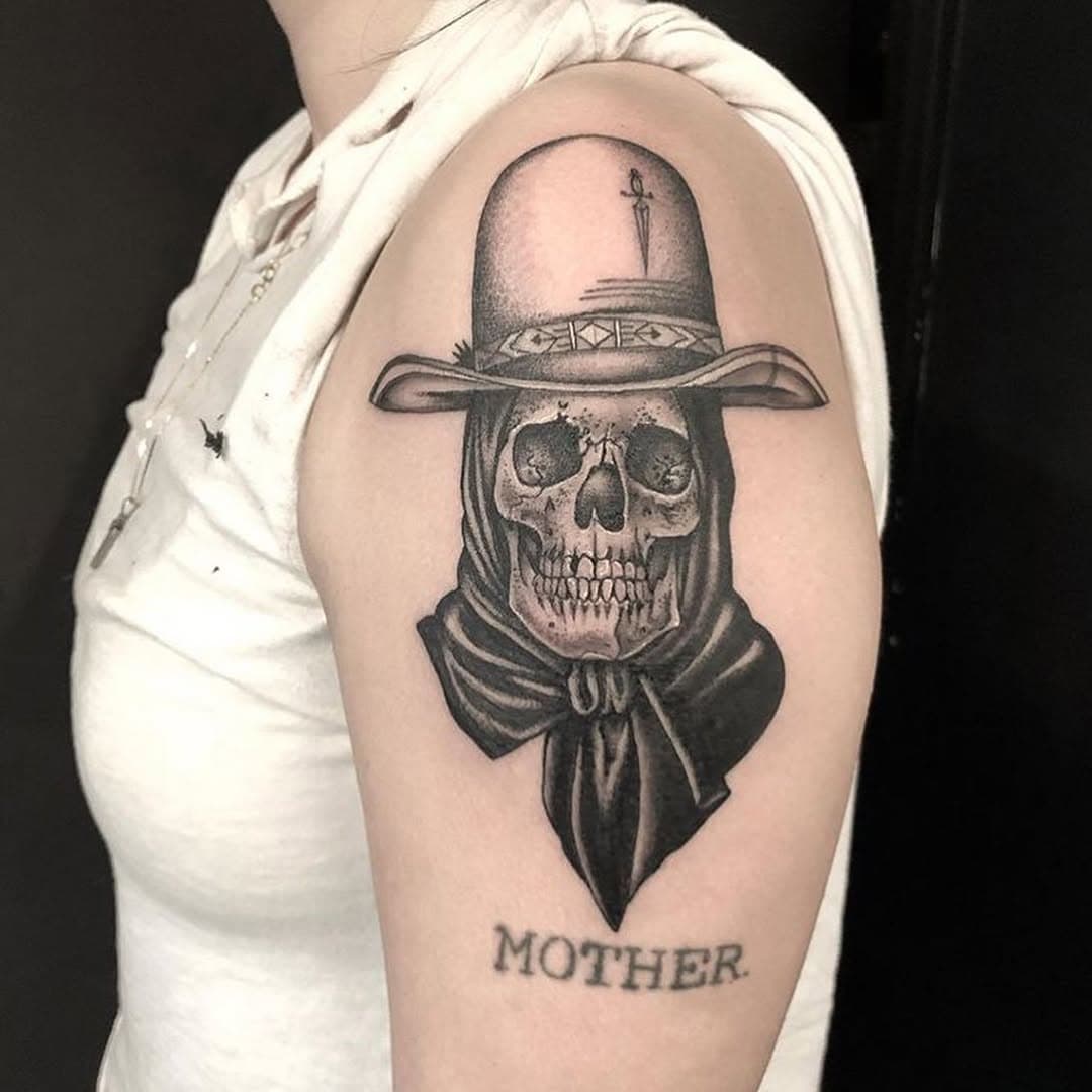Mother bones by @emmbuns