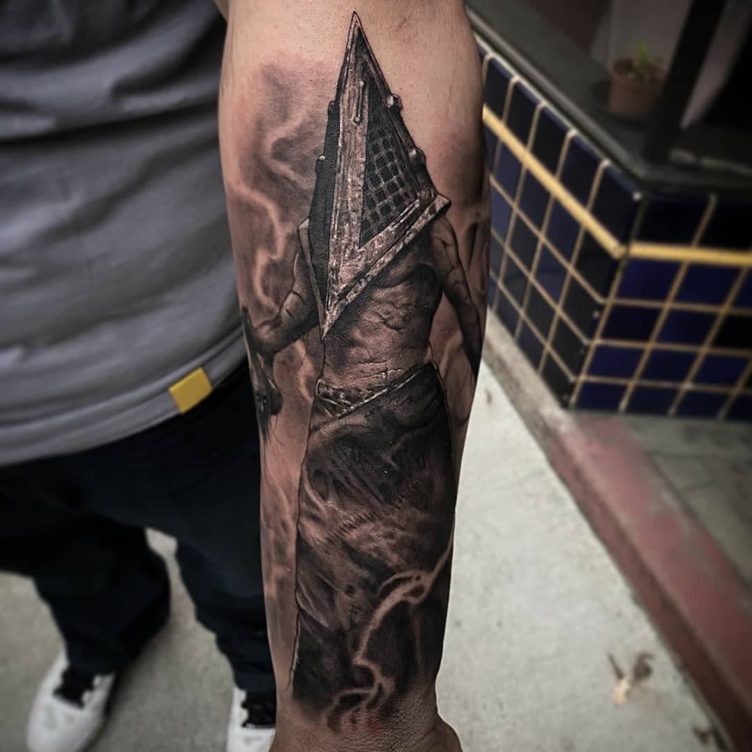 New silent hill piece done a couple weeks back from @deefr3sh during his guest spot at @sugarcitytattoo -
-
#dougnedzesky #bloodlinesgallery #silenthill #gamingtattoo #bng #blackandgrey #tattoo #tattoos #tattooed #tattooedguys #tattooedgirls #ink #inked #thebesttattooartists #skinart_mag #pittsburgh #pittsburghtattoo #pittsburghtattooshop #pittsburghtattooartist #412