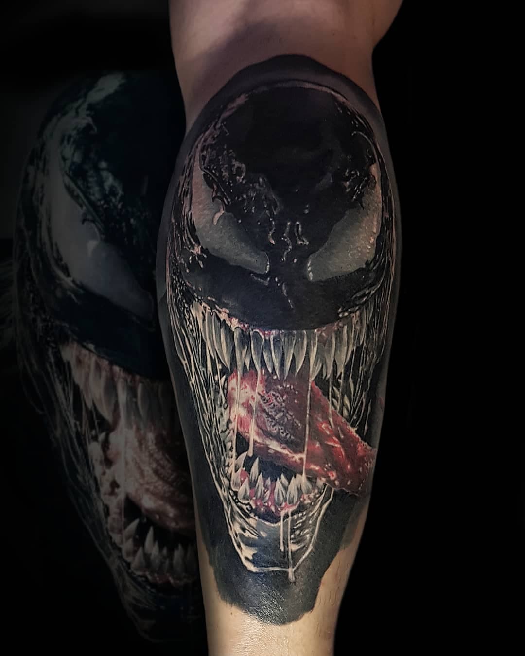 Sorry Fler😕🤷🏻‍♂️. Calf Cover up with Venom😎🤘🏻 i finished today. I love doing #marvel  stuff, thats always a good choose.
Thanks to @ronnykingblack for the amazing hours💪🏻🙏.
.
Swipe for Fler➡️😉
.
Lower part (mouth) is healed😊
.
.
#coveruptattoos #coverup #venomtattoo #marveltattoo #marveluniverse  #spidermantattoo #legtattoo #tattooartist #colourtattoos #realistictattoo #tattoorealistic #calftattoo #venomedit #venom #deepshadingstattoo #ink_ig #tattooloveart #bestcoverup #tattoolife #thebesttattoopage #worldfamousink #portraittattoo #chemnitztattoo #tattoodesing #tattoo_artwork #inkfreakz