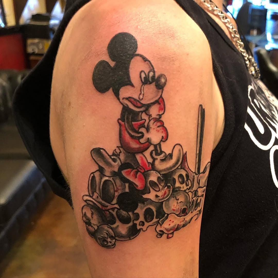 Hey all! We’re not quite open yet while the final renovations get wrapped up, but we will be really soon, so keep an eye out for that notice! We’re looking forward to seeing everyone back at the shop.
.
For scheduling, drop us an email at lastdaystattoo1502@gmail.com.
.
Tattoo by @ina_inarticulate 
.
.

#lastdaystattoo #ob #oceanbeach #tattooshop #tattoo #tattooshop #tattoos  #tattooartist #tattooart #oceanbeachtattoo #sandiegotattooshop #sandiegotattooartist #1502 #sandiego