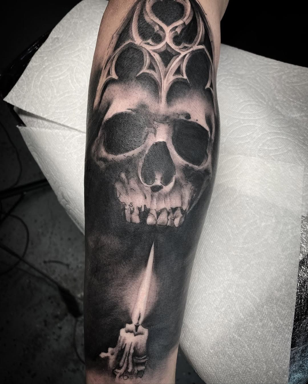 Candle Skull💀🕯using clients reference 
.
.
.
.
.
#skulltattoo #candletattoo #blackandgrey 
#blackandgreytattoo #blackandgreyink #darktattoos #brisbanetattoo #instagood #goldcoasttattoo #inked #tattoos #brisbane #goldcoast