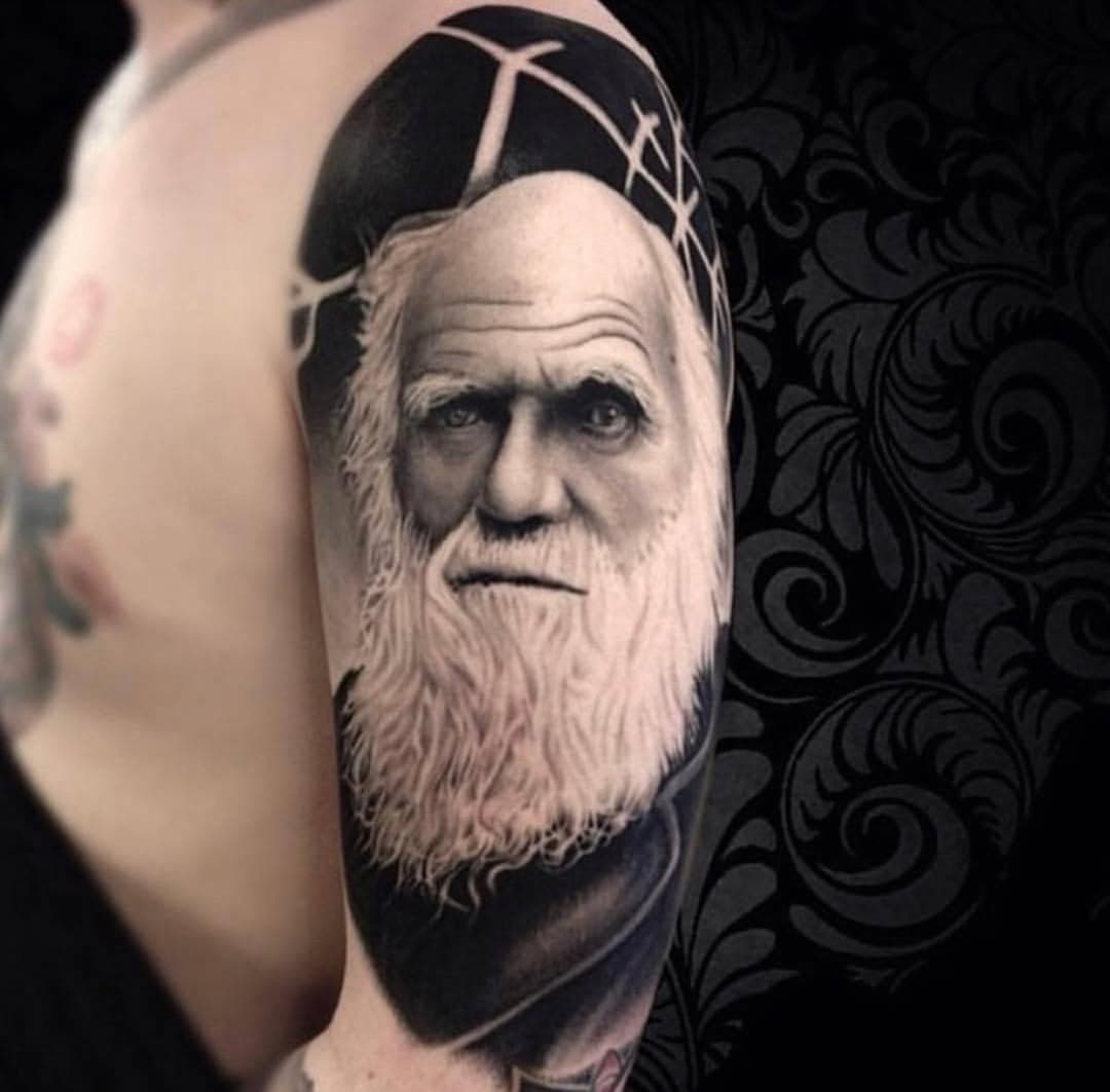 Repost of Charles Darwin on my good friend @slaktrens 😊👊

#tattoo #tattooartist #darwintattoo #realistictattoo #tattooideas #tattoorealistic #tattoodarwing #charlesdarwin #spookyfishtattoo #spookyfishtattoolidköping