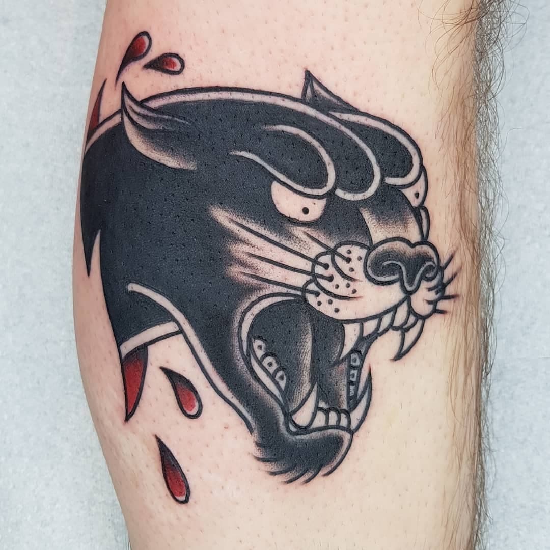 Traditional panther from last week.. loved this piece, 
#tradtattoo #traditionaltattoo #traditionalart #tattooworkers #tattoodaily #boldtattoos #boldwillhold #blackwork #tattooworkers #topclasstattooing #starrtattoosupplies #dynamicink #totaltattoo #realtattoos #wheretheytatt #shockmansion #uktta2020 #uktoptattooartists #uktattoo #eastyorkshire #beverley #michaelaarontattoo #blackspiralcollective