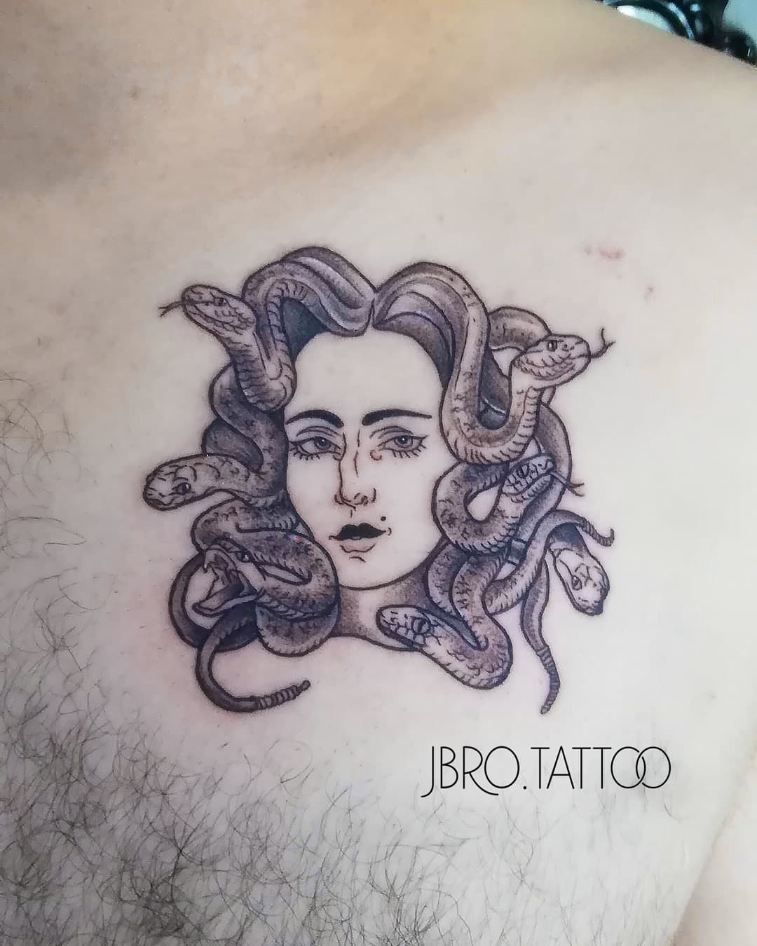 Medusa pro @pedroadn feita ano passado no @flordapeletattooaria ⠀⠀⠀⠀⠀⠀⠀⠀⠀
Nunca ri tanto em uma sessão de tattoo. <3⠀⠀⠀⠀⠀⠀⠀⠀⠀
Agendamentos/orçamentos: 📩jebrotattoo@gmail.com (41) 99641-8440⠀⠀⠀⠀⠀⠀⠀⠀⠀
.⠀⠀⠀⠀⠀⠀⠀⠀⠀
.⠀⠀⠀⠀⠀⠀⠀⠀⠀
. #tattoo #tatuagem #blackink #black #desenho #ilustração #animação #cicatrizada #femaletattooartist #tatuecomoumagarota #blackwork #fineline #tattoofina #bold #tattoocwb #curitiba #munich