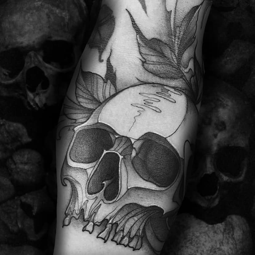 Trampo do @kkkkkleber 
Valeu por mais essa mano ⚡️
#skull #tattooskull #caveira #tattoocaveira #tattooob #tatuadoresbrasileiros #inkedmag #marcelomtattoos #jardimmarajoara #tattoonazs #tattooideas #onlyblack
#tattoodecaveiras #cranio