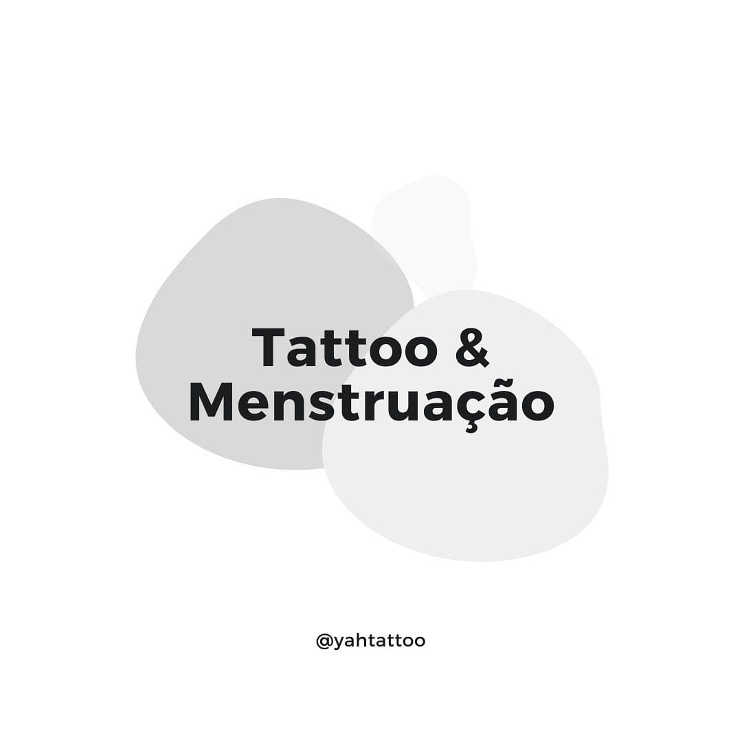 ※ O período menstrual aumenta bastante a nossa sensibilidade, mas você sabia que o ciclo menstrual influência na Tattoo?

O nosso ciclo menstrual tem algumas oscilações hormonais, cada mudança hormonal pode influenciar em como nossa pele e corpo se comportam.

O melhor período para se tatuar é o fértil. E por que isso? 
O nosso hormônio estrogênio está relacionado a elastina e colágeno que produz a “sustentação” da nossa pele e também interfere na espessura, hidratação e cicatrização. 

No período menstrual, a quantidade de estrogênio diminui, assim a pele torna-se mais difícil de pigmentar. Além mudanças na sensibilidade e aumento de dor em alguns casos, observados em pesquisas. 

E quando estiver menstruada, se acolha, beba bastante água e coma o que sentir vontade 🖤


Caso você tenha entrado no ciclo, ou esteja na 
TPM no período da sessão, saiba que o processo será mais doloroso.
Ou, ainda melhor, converse comigo sobre a possibilidade de reagendar a sua tattoo, ok? 

E você, já sabia disso?

#tattoo #yahtattoo #arte #tattooart #dicas #mulher 
#mulheres #tattoofeminina #menstruação