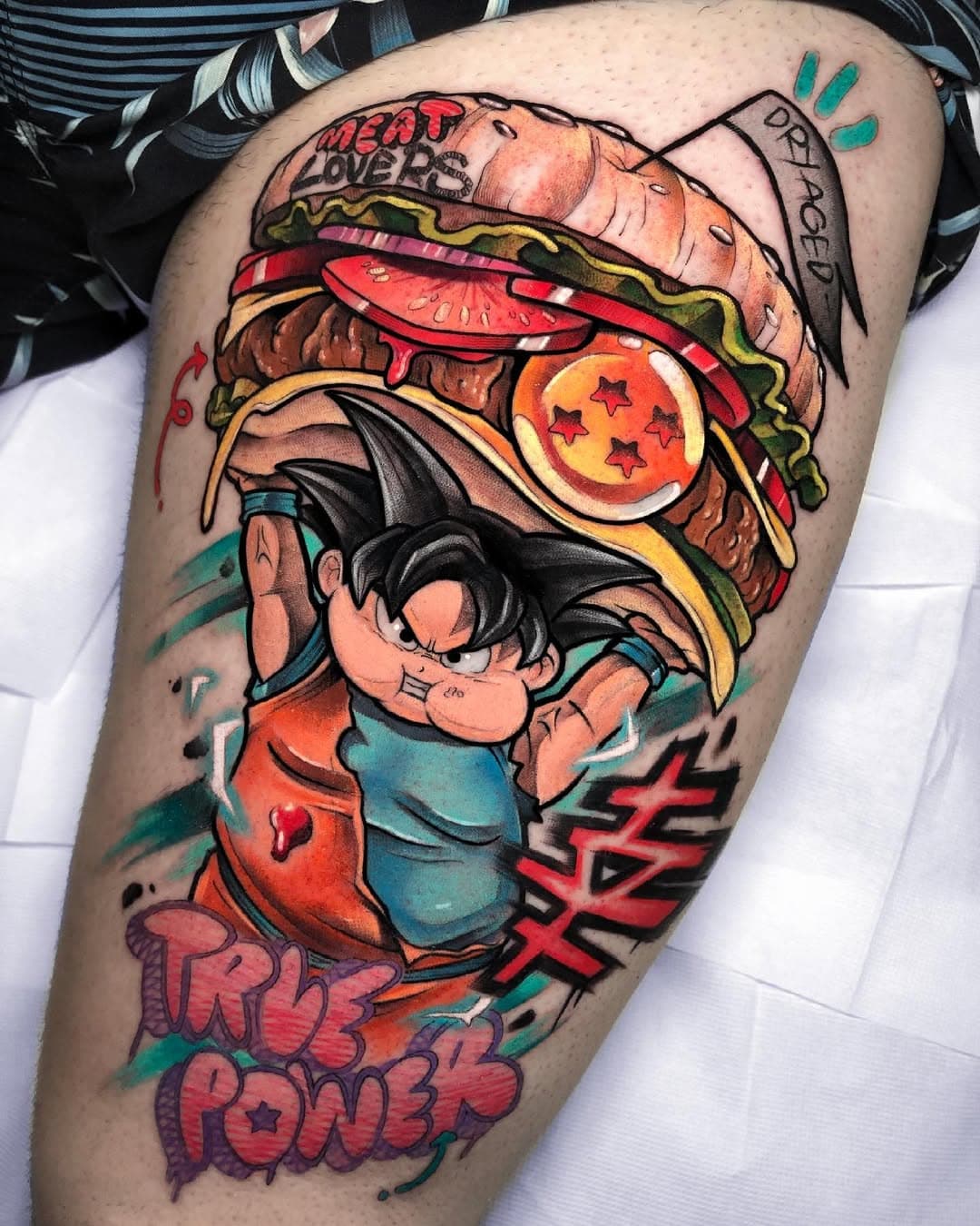 ▪️FAT GOKU▪️
.
Eres el mejor @christian.cgi  una de las ideas mas locas que me han pedido mil gracias tio🙏🏻🖤
.
Realizado con @radiantcolorsink 
.
@radtattoos @videogametatts @thebestspaintattooartists @skinart_mag @crazyytattoos @fanartattoo @animemasterink #goku #hamburguesa #burger #graffiti