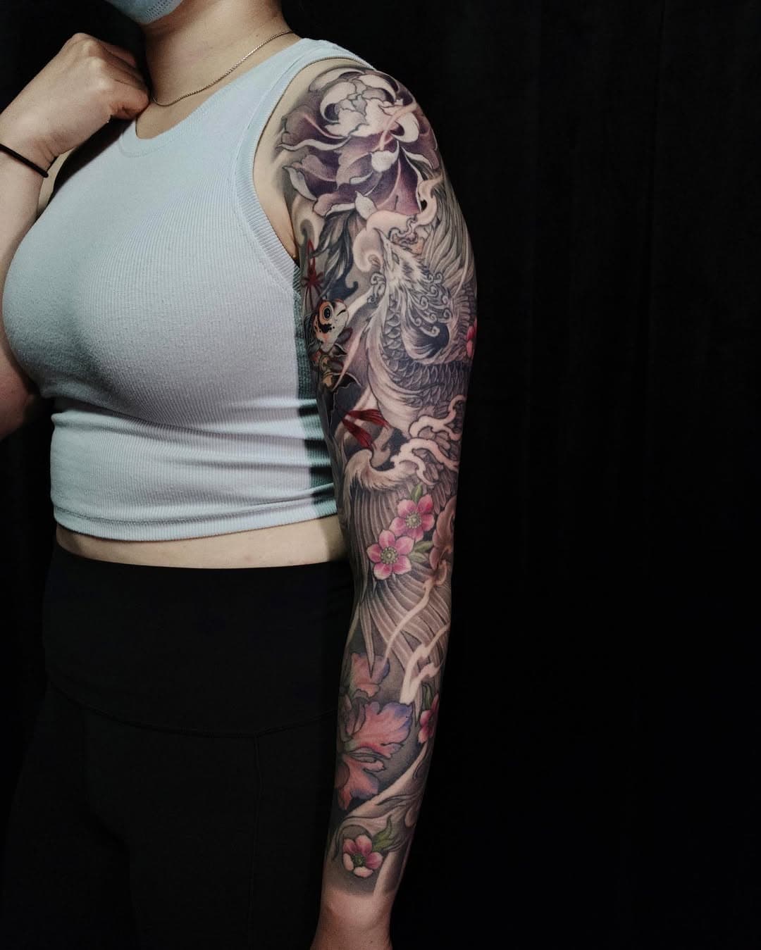 I started this sleeve in 2017 but life happened and we only just finished this past week in 2021. Although I started this so long ago it’s still one of my favorite pieces from when I first started tattooing ! The colors came together so beautifully. Thank you @sry_hng for being amazing all these years! See you when we start on your leg 👀👀👀.