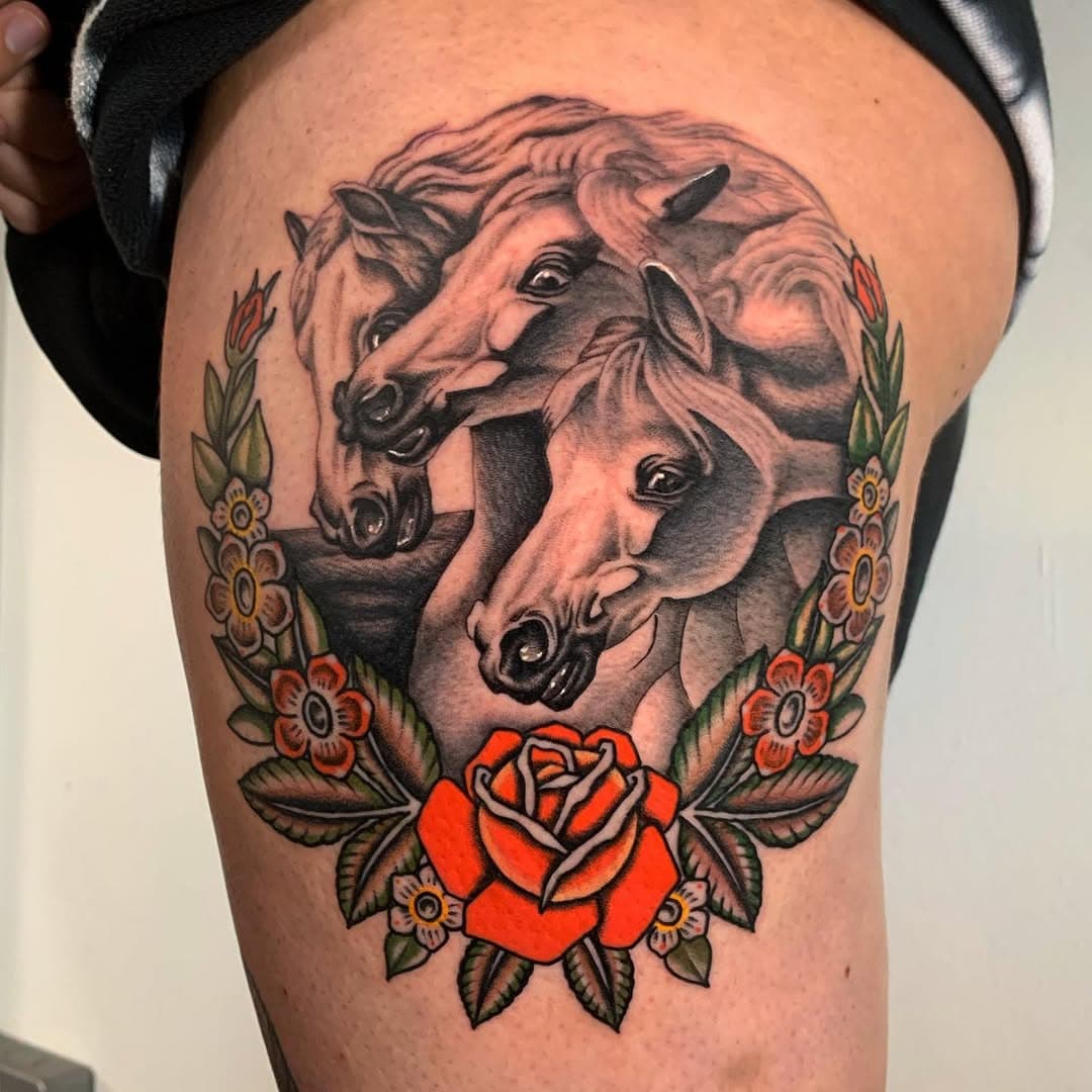 One shot from today on my mate @laurenshawtattoo 🌹 thanks so much for getting this and sitting so well!