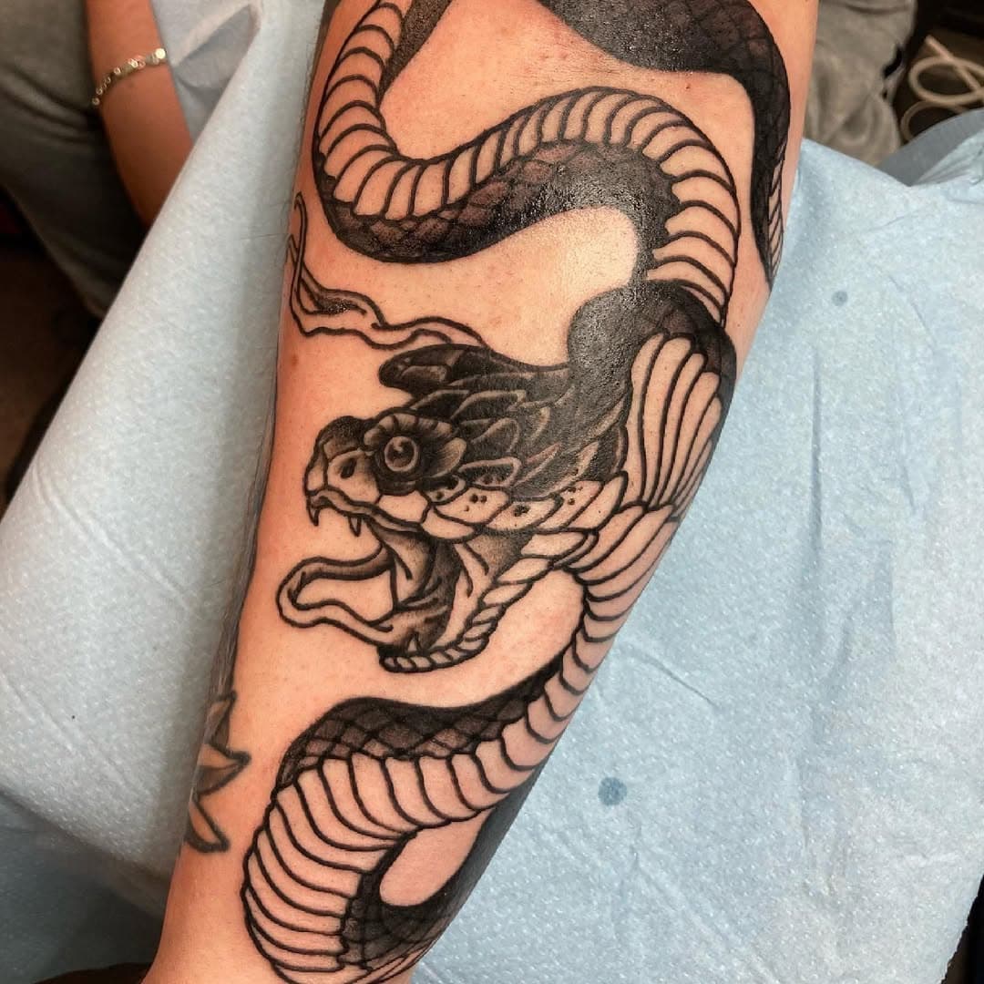 #funtattoo #freehandtattoo #snake #cobra #cobrasnake #blackandgreytattoo