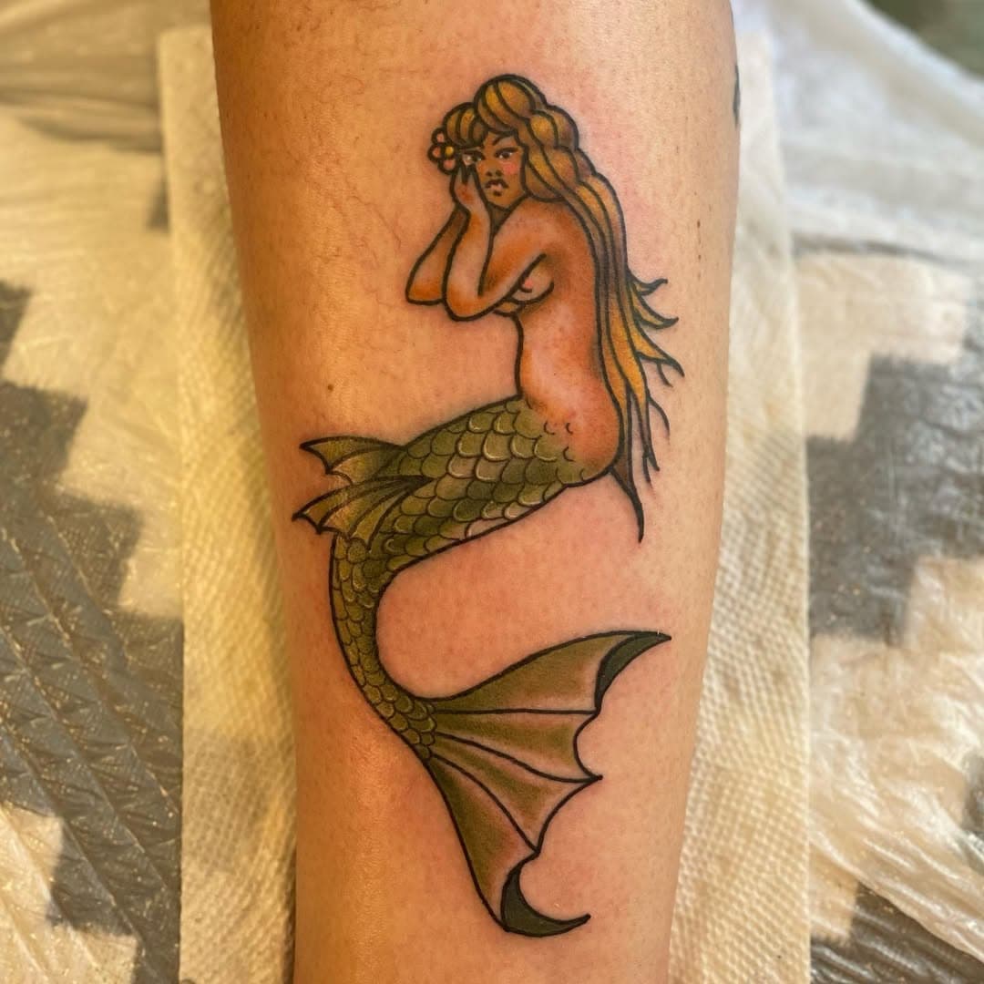 Working on some new flash to be available for appointments in September and October ✨ subscribe to my newsletter for first access to open appointments link in bio 🧜‍♀️ #mermaidtattoo #oaklandtattoo #oaklandtattooartist #losangelestattoo #bcnttt #bcntattoo #bcnartist #vintagetattoo #vintagetattooflash