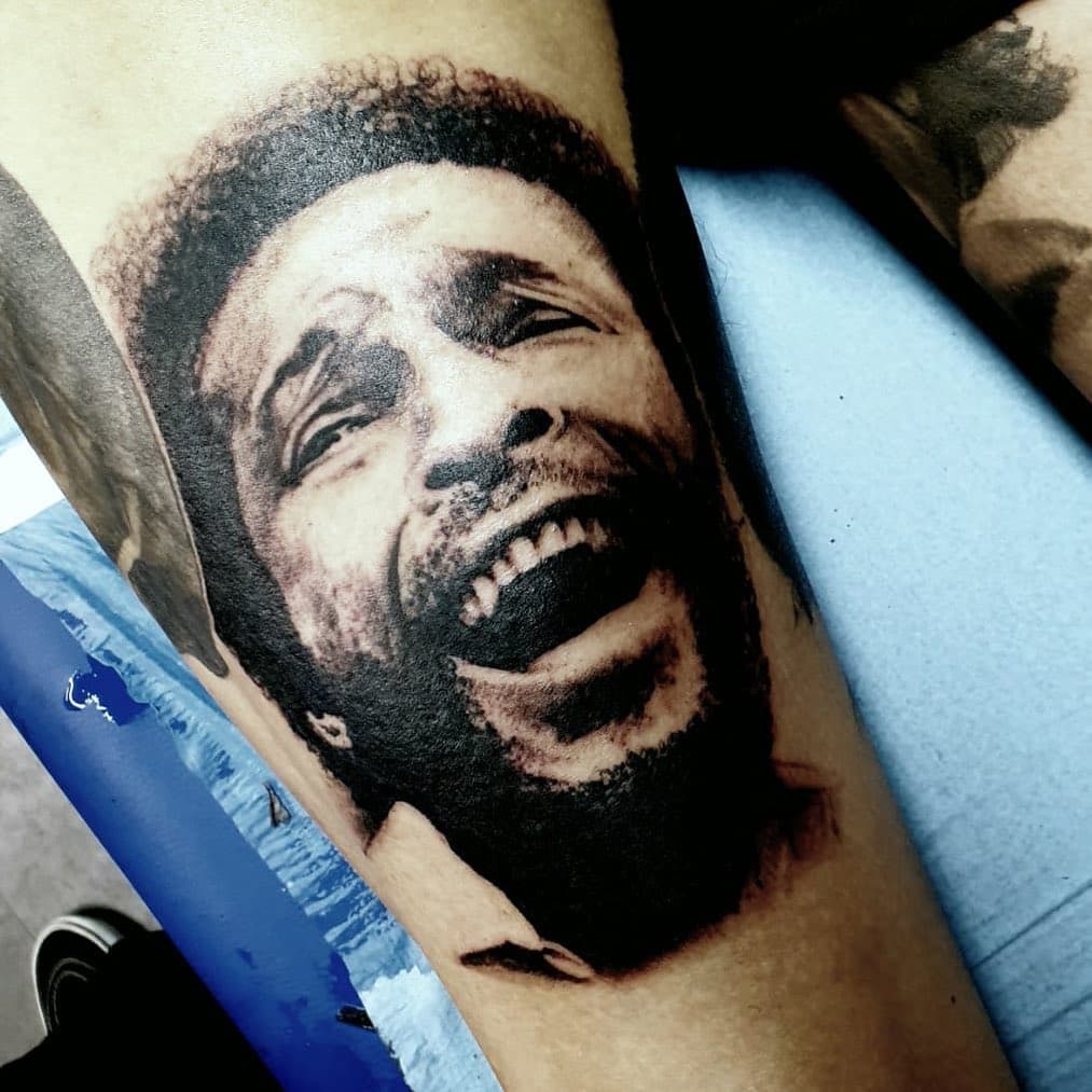 #marvingaye #realistictattoo #blackandgrey #handinglovetattoo @handinglovetattoo