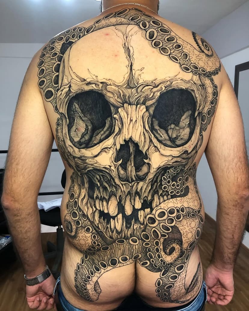 Trabalho premiado no BH TATTOO 2021, segundo melhor blackwork, muito obrigado @guilhermemmessias por aguentar firme 5 dias de tattoo, muito obrigado também @naroink 🖤 pela moral e por toda ajuda nesses 5 dias, espero que todos gostem! 🙏🏻
.
Contatos por DM ou 👇🏻
.
WhatsApp: (31) 99291-4303
.
Feito na @limitlesstattoostudio