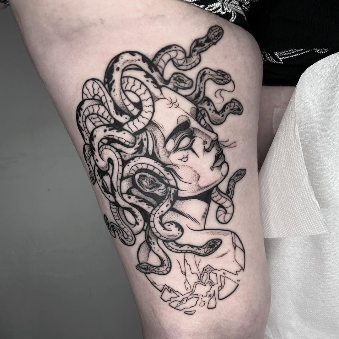 Medusa for Shappire, love doing Greek mythology characters so hit me up with your ideas! Done at @six_bullets_tattoo with @killerinktattoo supplies and @hustlebutterdeluxe  #tttism#lovettt#onlythedarkest#btattooing#blxackink#blackwork#blackink#ink#darkart#darkartists#blacktattoo#linework#linworktattoo#blacktattooart#blacktattoomag#blacktattooing#uk#londontattoo#london#darkartists#blackworkerssubmission#londontattooartist#medusa#medusatattoo