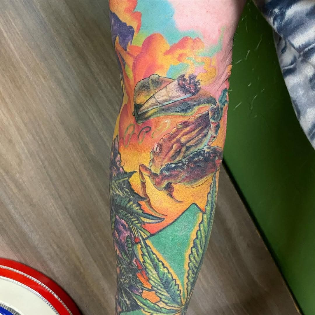 #wesohigh #stonedtattoo #stonertattoo #tattoos #tattoosofinstagram #napa #napavalley #napavalleywine #napacounty #napatattoos #eastbaytattoo #sonomatattoo #northbaytattoo #vallejo #vallejotattoo  #santarosatattoo #tattoo #colortattoo @cheyenne_tattooequipment @bishoprotary @eternalink @fusion_ink