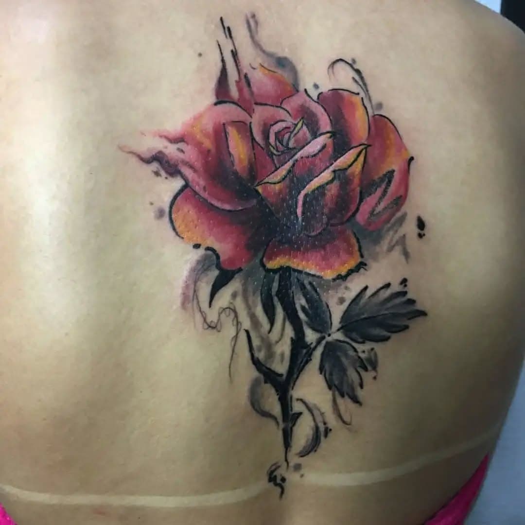 Arraste para o lado e confira o antes
Profissional @cinitatattooestetica