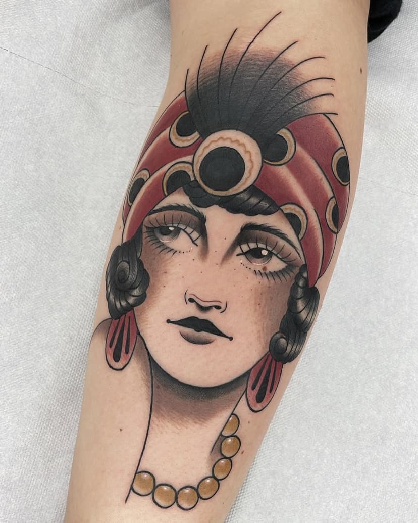 • Ladyhead • 

#tradtattoos #tradworkers #tradworkers_tattoo #solidworks #traditionaltattoo #germantattooers #balmtattoogermany #magicmoontattoosupply #neotraditionaltattoo #neotraditionaltattooers #neotraditionaleurope #neotraditionalworldwide #ladyheadtattoo #ladyhead