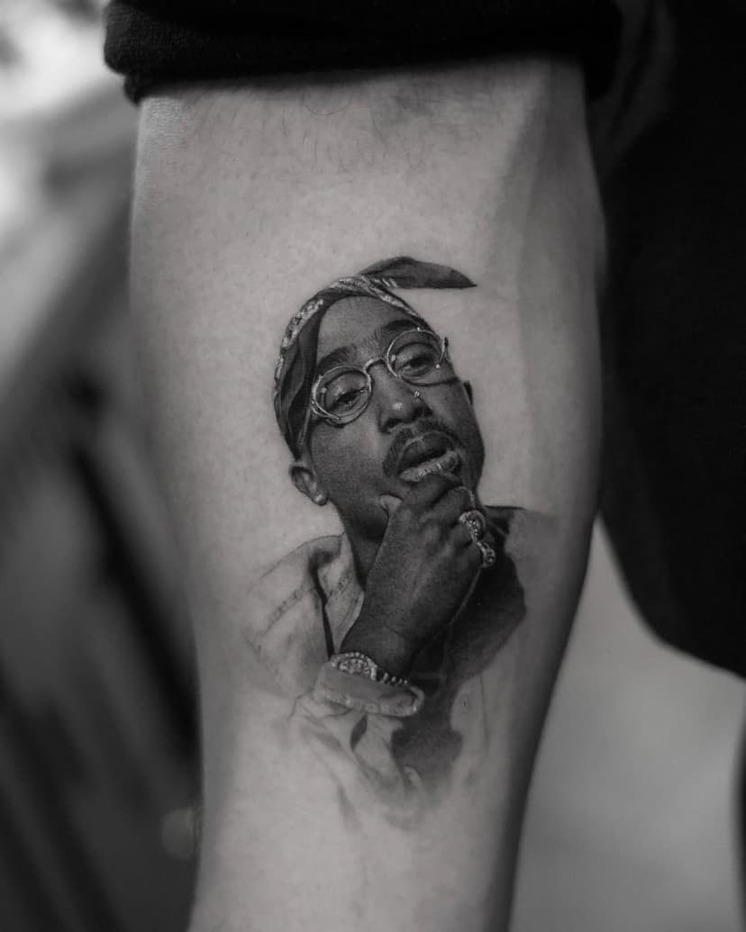 @2pac 
|
|
|
#2pac #germantattooers #2pactattoo #blackandgreytattoo #tattoolove #newtattoo #tattooartist #tattooart #tattooinspiration #tattoostyle #tattoostyles #tattooinspiration #tattooideas #tattooidea #tattoolife #tattoolifestyle #inklife #inkedlife #inkaddict #inkjunkeyz #inkspiration #tatuagem #tatuagens #tattedup #tattooed #bodyart #smalltattoos