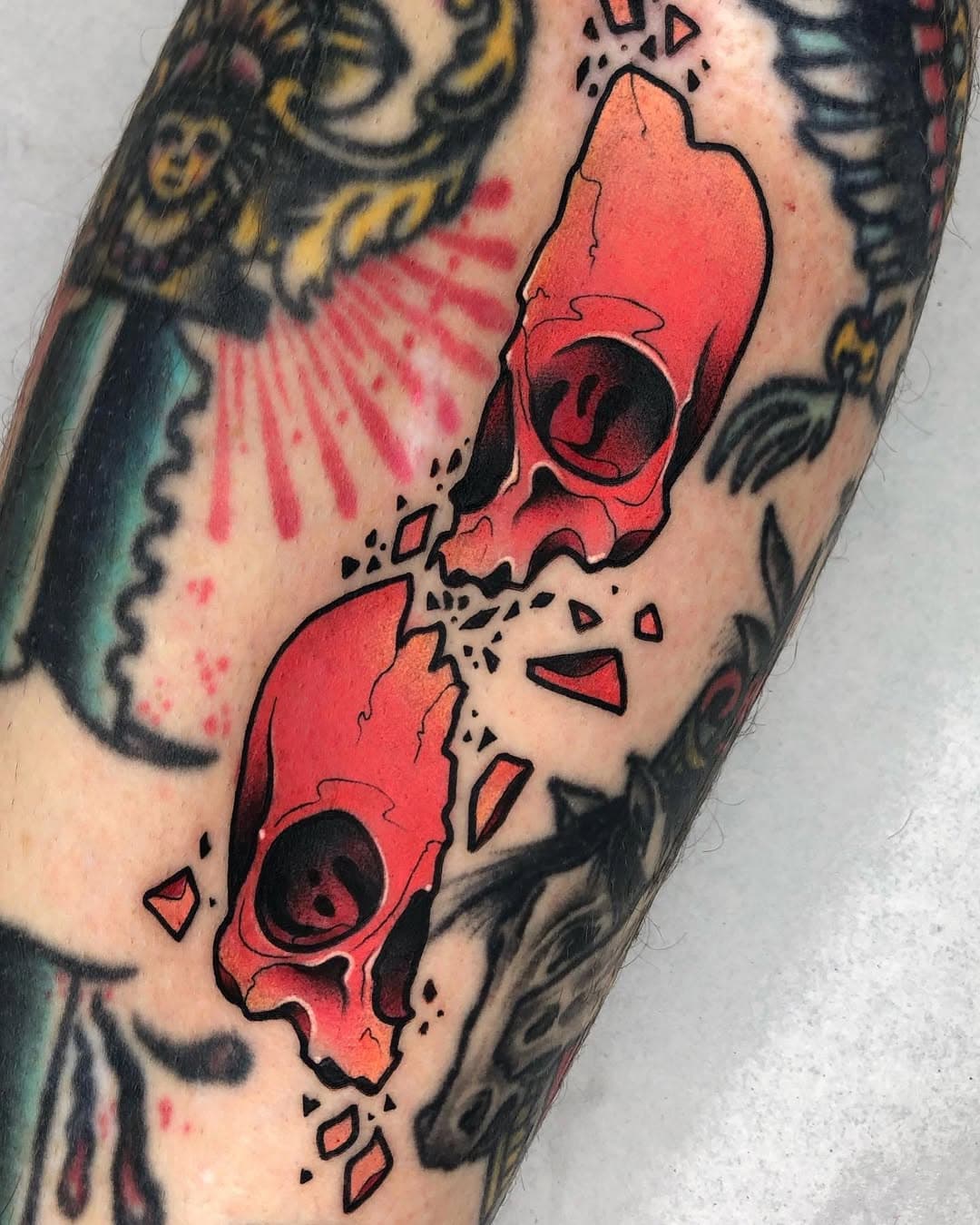 Filler para @mikitattookiller 
.
Hecho en @blackship.bcn
.
#eternalink #barber_dts #kikeesteras #barcelonatattoo #blackshipbcn #inkjectapro #bepantholtattoo #originalaftercare #bcntattoo #neotrad #skulltattoo