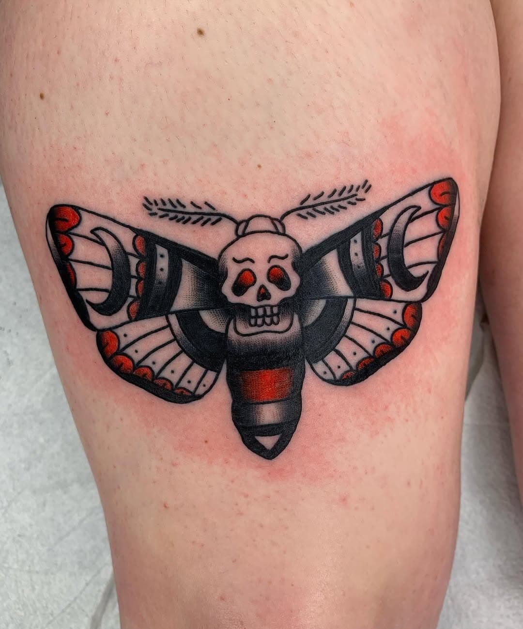 Tattoo done by @dadrock_dyl_tattooer