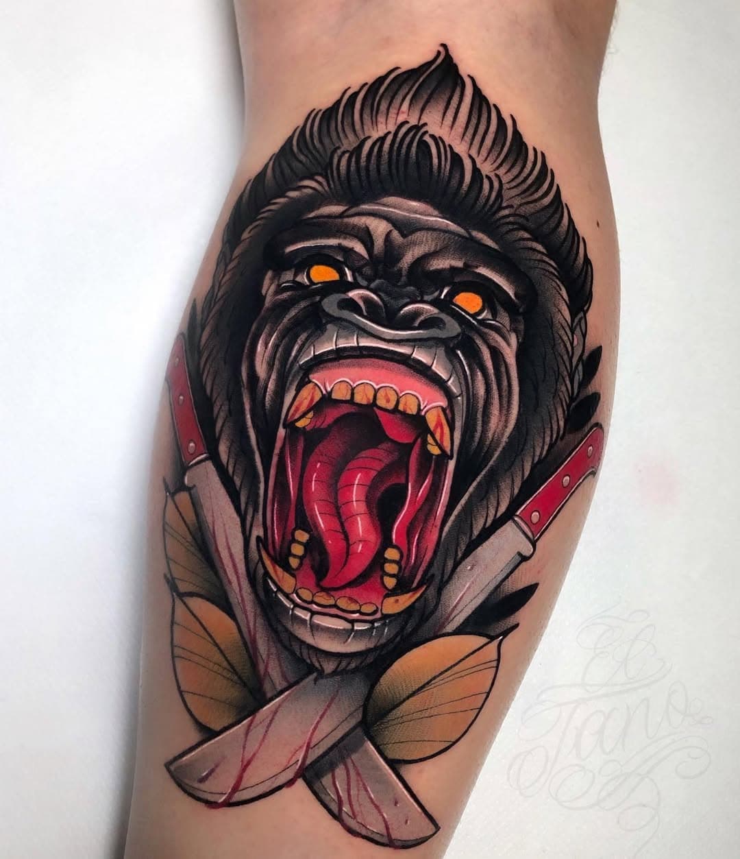 Angry gorilla for Gianluca! 🔪🦍🔪
#gorilla #neotraditionaltattoo #gorillatattoo #neotradeu #newtraditional #newtraditionaltattoo #neotradsub #neotrad #neotraditionaltattooers #kingkong #nopainnogain