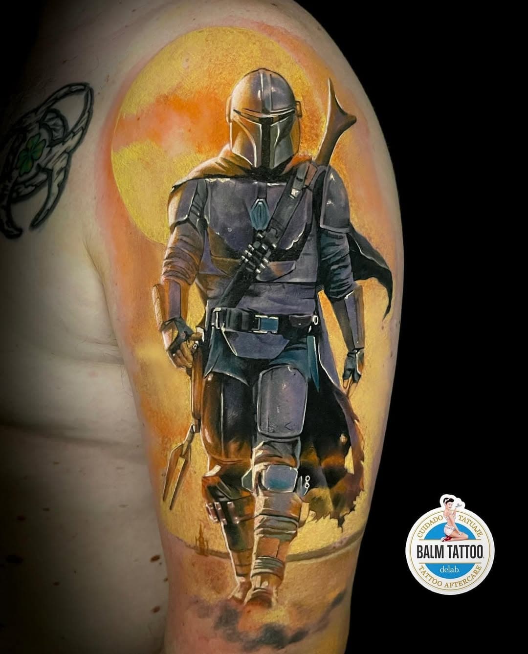 ⚜️𝐓𝐡𝐞 MANDALORIAN⚜️

Sponsored by 
@balmtattooitalia 
@balm_tattoo 

#inktattoo #ink #inked #inkedgirls #inkedgirl #inkart #inkdrawing #inkedlife #realistictattoo #realistic #bestoftheday #bestrealistictattoos #tattoo #tattooideas #tattoogirl #tattooartist #tattoos #tattooart #tattoolife #tattooink #thebestrealistictattoos #bnw #bnwphotography #instagram