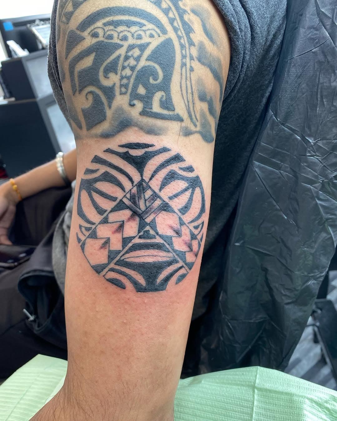 Added this tribal piece to Kieran’s existing tattoo I did  #tribaltattoos #coundon #tribaltattoo #coventry #blacktattoos