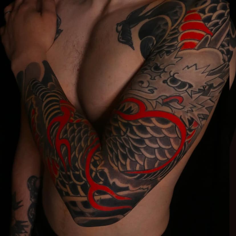 Le bras de Raf cicatriser 🙏🙏 #dragontattoo #irezumi #irezumicollective #japanese_dragons #strasbourg #strasbourgtattoos