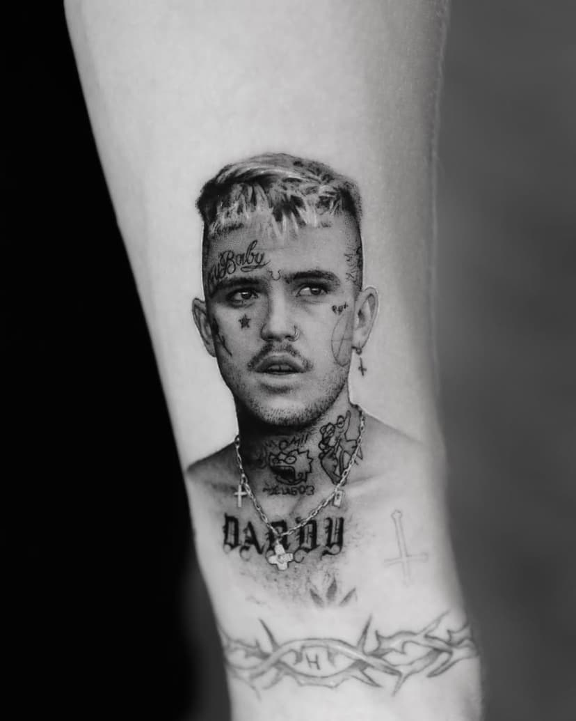 @lilpeep 
•
•
•

#finelinetattoo #fineline #linework #lineworktattoo #smalltattoo #smalltattoos #lilpeep4ever #tattooinspiration #tattooideas #tattooidea #tattoostyle #tattoolife #lilpeeptattoo #tattooing #tat #tatuaje #tattedup #tattooed #newtattoo #tattoolifestyle #tattooart #inkjunkeyz #lilpeep #inkedlife #inklife #bodyart #amazingink #realistictattoo