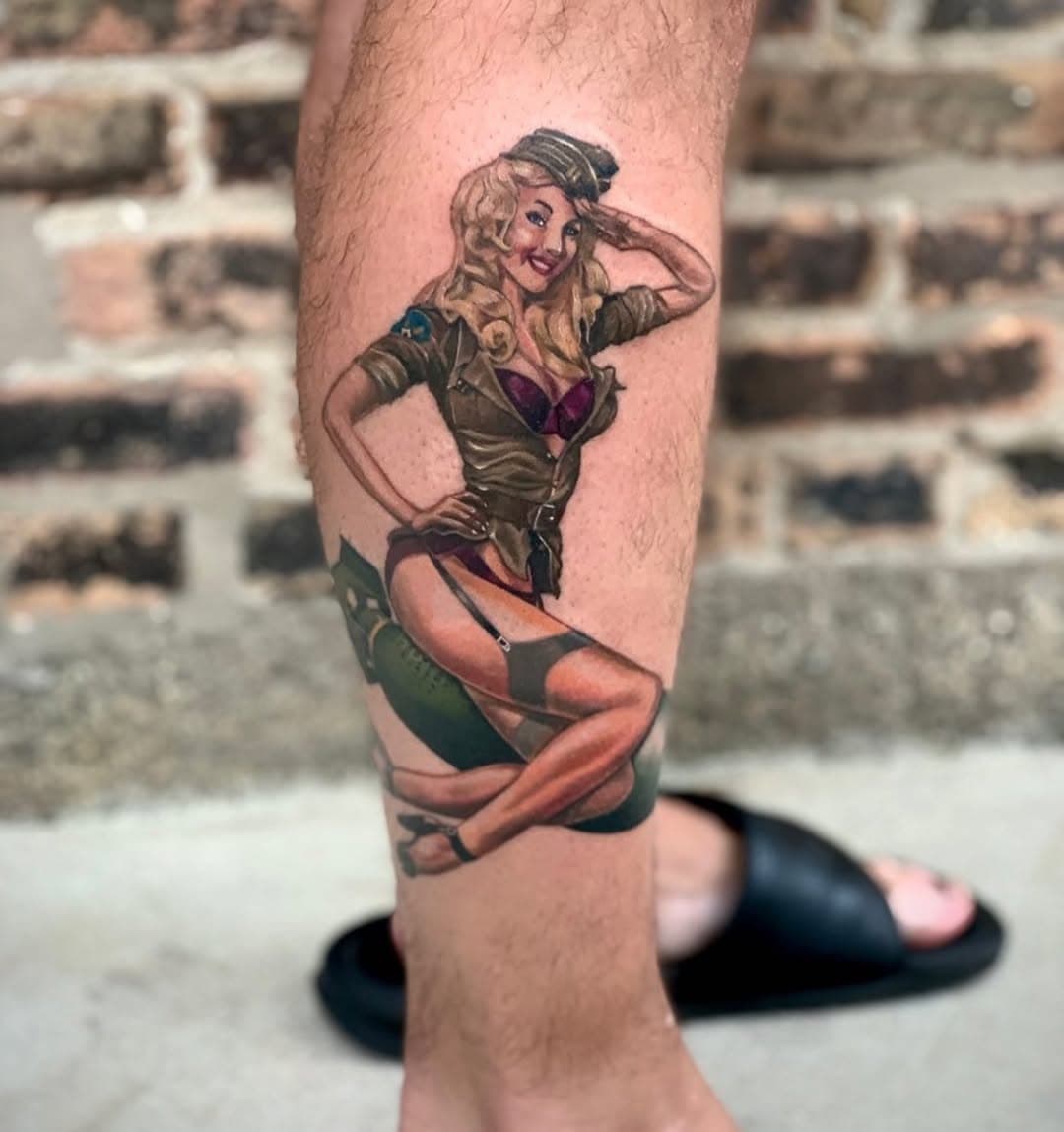 Never stop fighting.  #pinuptattoo #pinupgirl #militarypinup #colortattoo #realismtattoo #chicagotattoo #chicagotattooartist #chicagotattooshop #darkhearttattoo #vintagepinup #vintagetattoo #1940spinup #chicagoart #pinupart