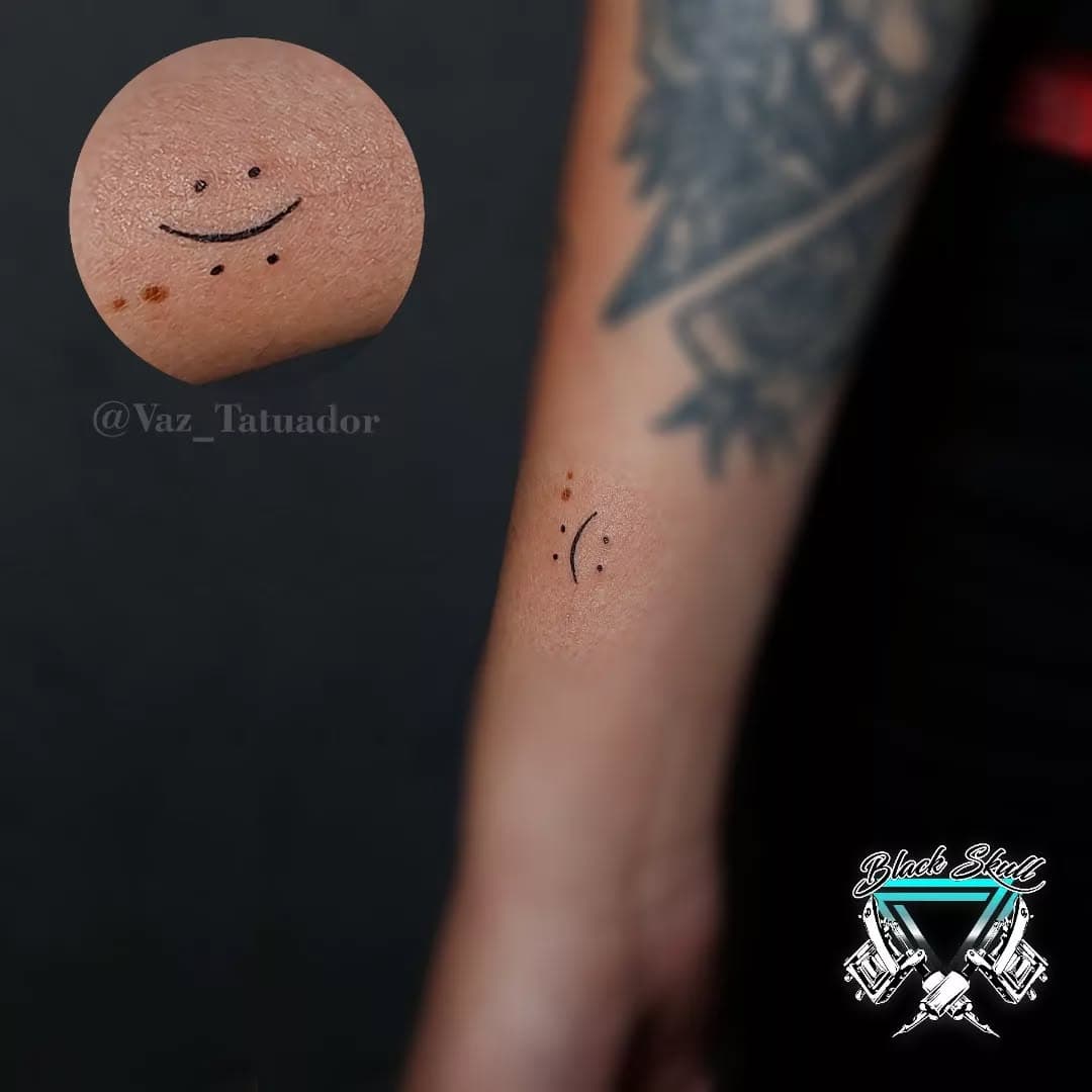 Sensitivo 
Mais uma minizinha saindo por aqui
Whatsapp 15 991150728

____________________________________________
#smile #finelinetattoo #tatuagemfeminina #simples #minitattoo #mini #delicada #tatuagemsorocaba #sorocaba