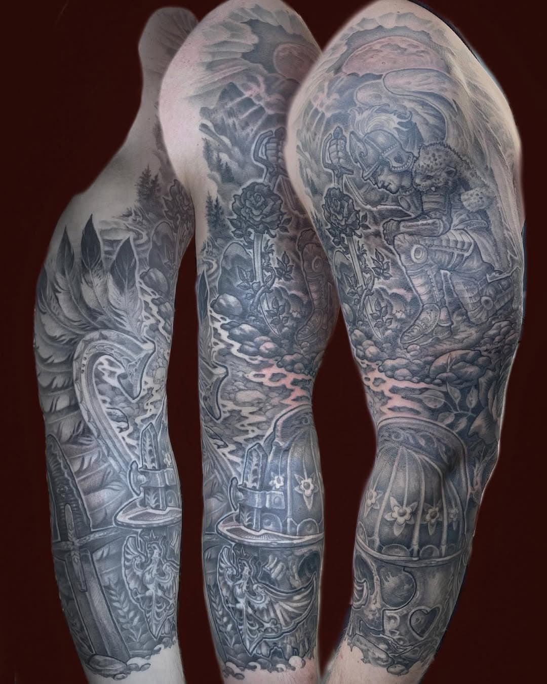 I finished this one last year. It is a tribute to the polish part of his heritage. It is a Hussar, which were the  absolute badass Polish Heavy Cavalry dominant through the 1500’s-1700’s. They had ornate metal armor and wore giant wings into battle. Look them up, there is way more to them than fancy armor and wings… but man they looked cool.
If you happen to see this, thank you Mr. Jankowski!

#doylestown #doylestowntattoo #polishtattoo #hussar #familytattoo