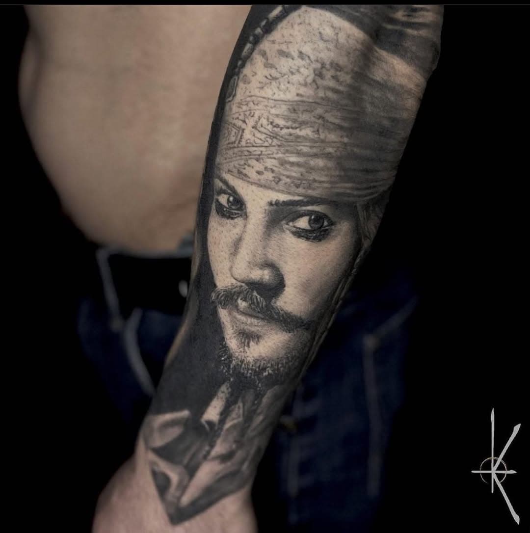 Tattoo by @kikotattoos ✨
.
.
.
.
#jhonnydepp #pirates #realism #killerinktattoo #realismtattoo #france #annecytattoo #tattoo #art #ink #bodyart #realisticart #inkedboy #portrait #tattooed #blacktattoo
#quality #bg #tattoofrance #inked #artistic #tattoos #passion #planetattoo #master #ink