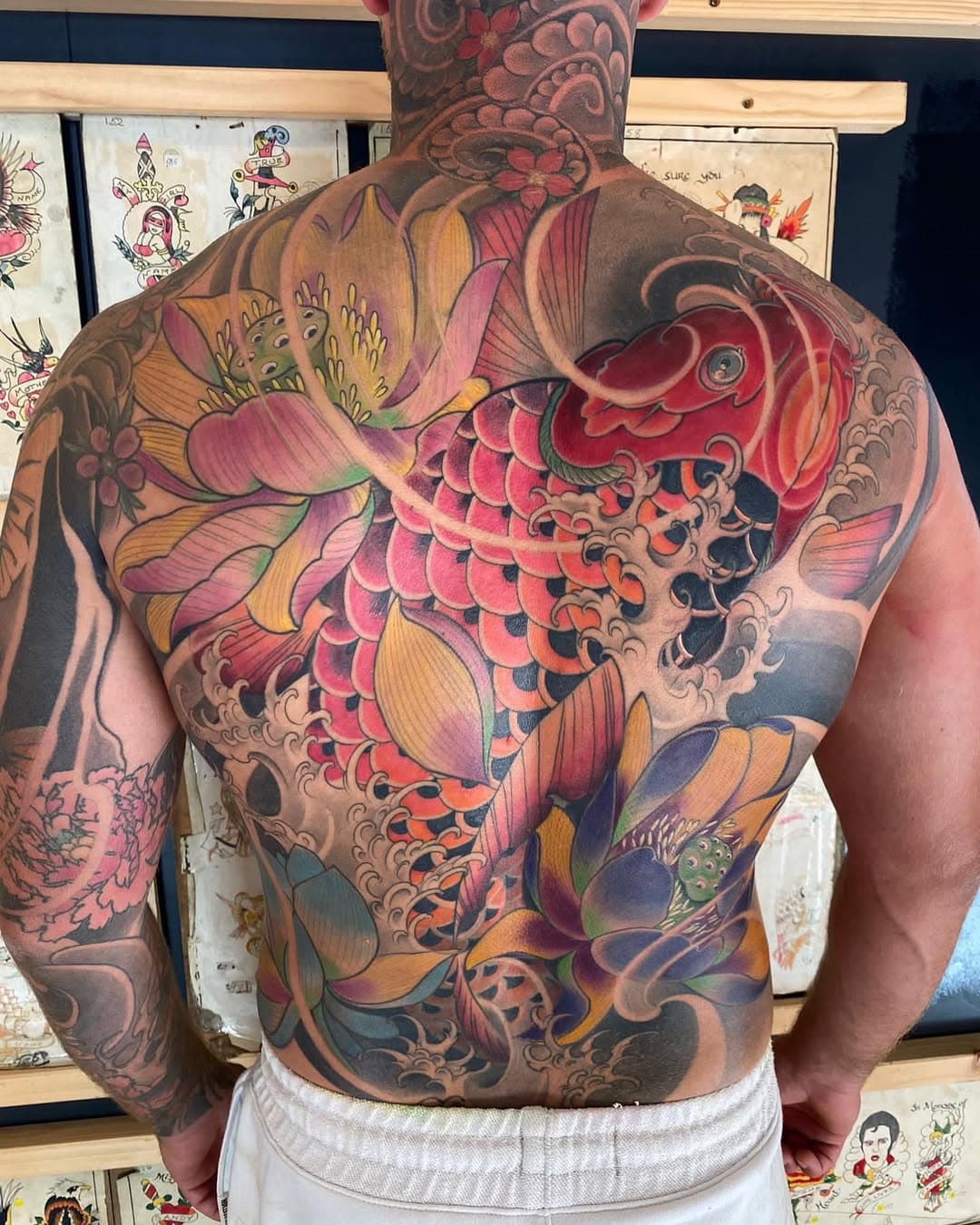 Little back piece finished last month for @lewisbyard 🙏🏽 thanks fella, see you soon #tattooworkshopbrighton #brightontattoo #brightontattooartists #backpiecetattoo #japanesetattoo